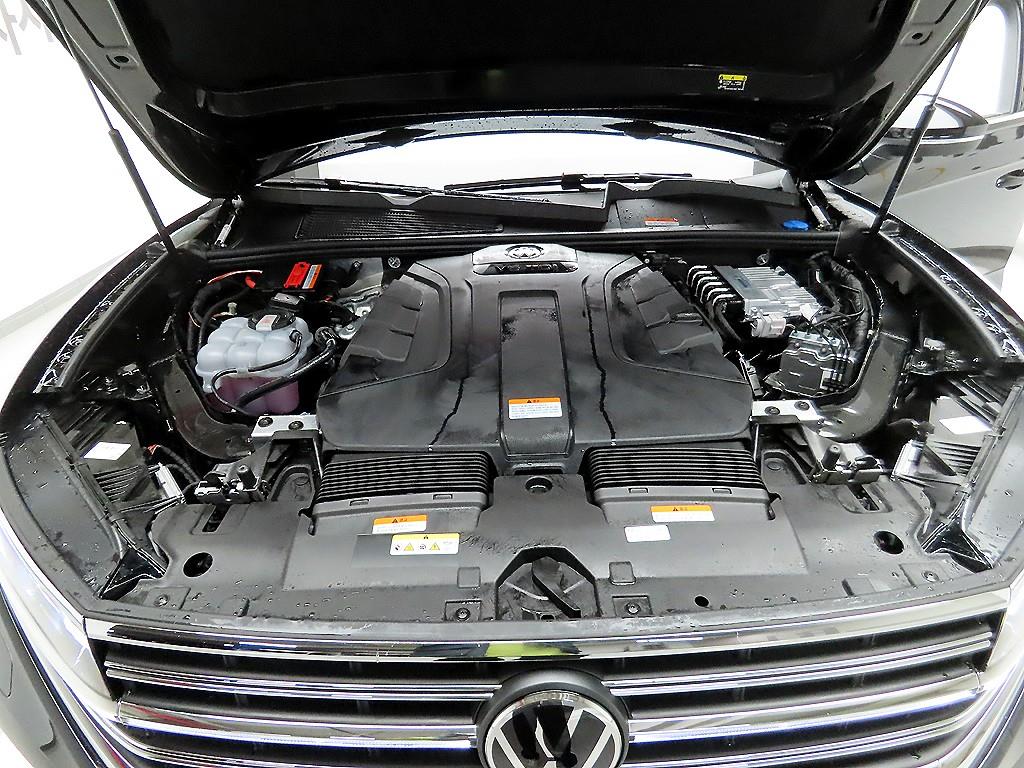 폭스바겐 투아렉(3세대) 3.0 TDI 프레스티지 - 이미지 2