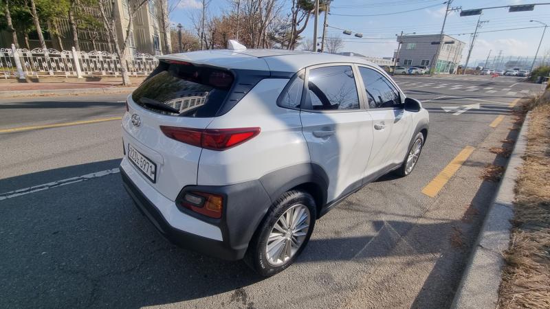 현대 코나 1.6 가솔린 2WD 모던 초이스 - 이미지 4