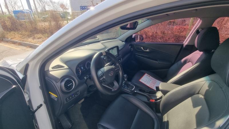 현대 코나 1.6 가솔린 2WD 모던 초이스 - 이미지 3