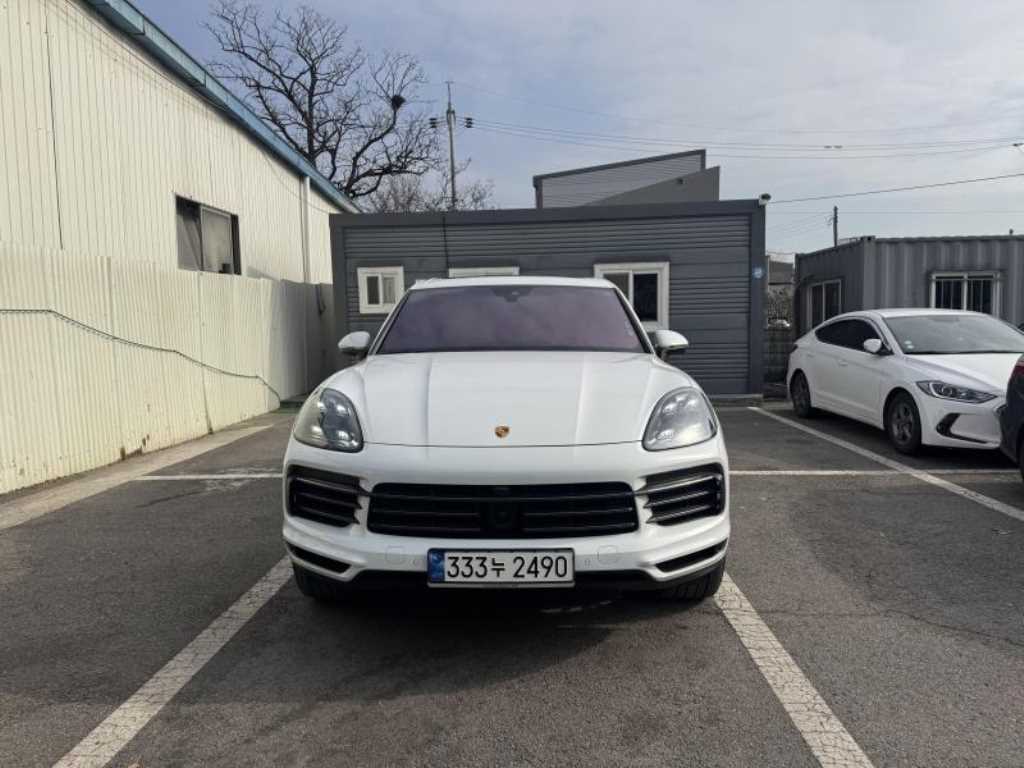 포르쉐 카이엔(3세대) 3.0 V6 플래티넘 에디션 - 이미지 2