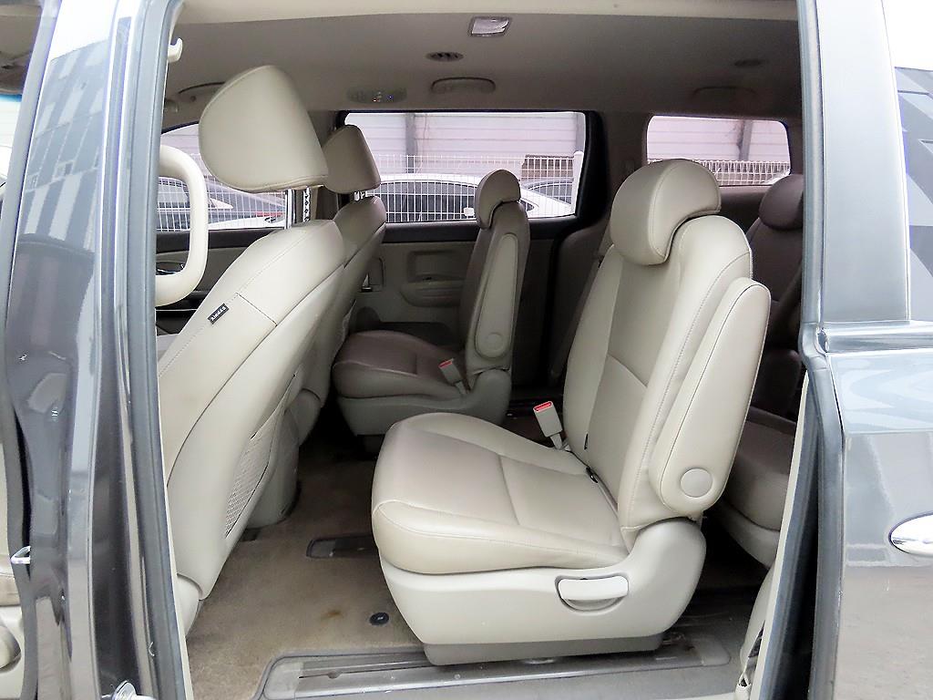 기아 올 뉴카니발 9인승 디젤 럭셔리 - 이미지 2