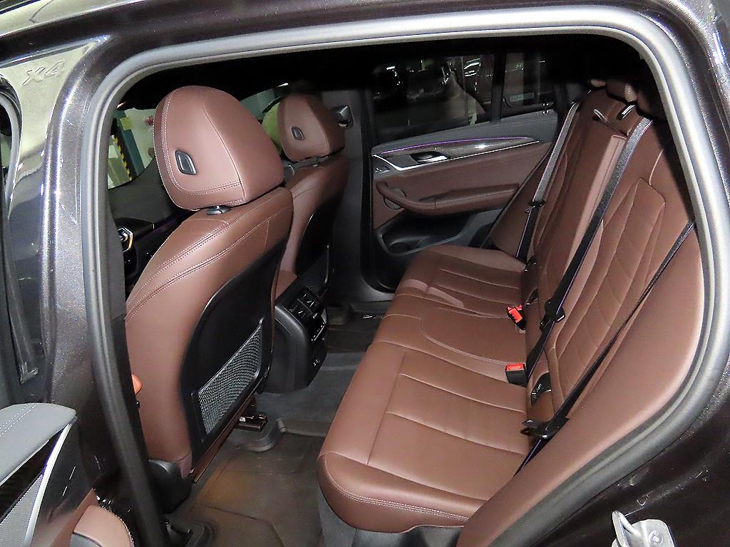 BMW X4(2세대) 20i xDrive M스포츠 프로 - 이미지 19