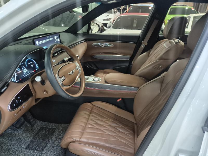 제네시스 GV70 2.5T AWD 기본형 - 이미지 9
