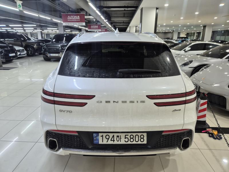 제네시스 GV70 2.5T AWD 기본형 - 이미지 6