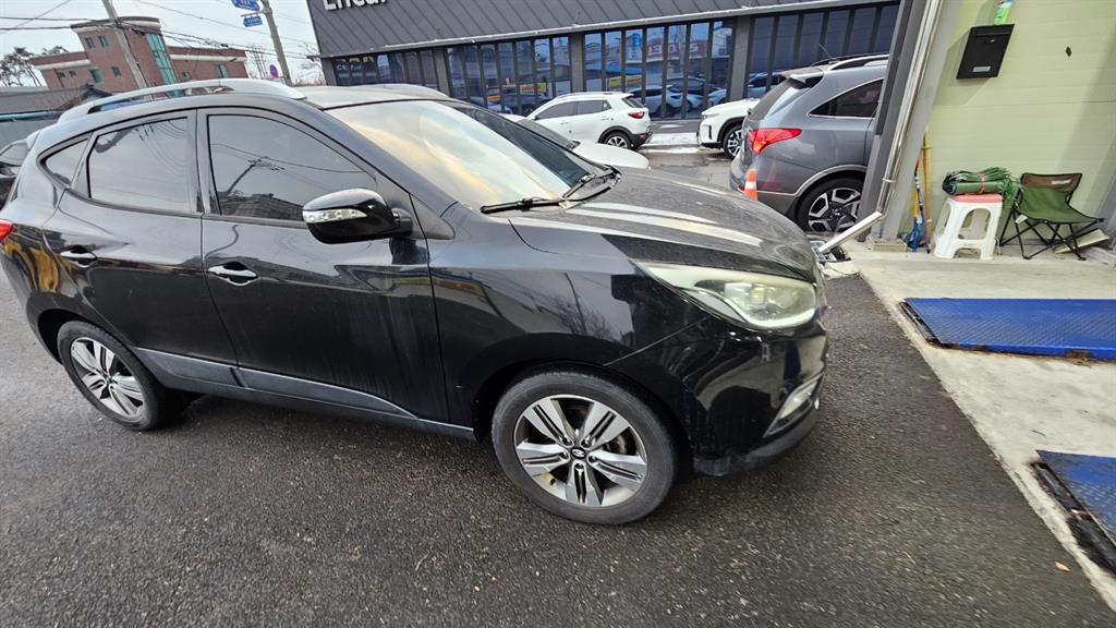 현대 뉴투싼 ix 디젤 R2.0 2WD 스마트 스페셜 - 이미지 3