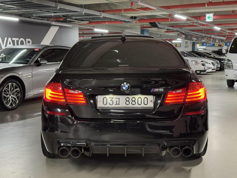 BMW M5(5세대) M5 - 이미지 8
