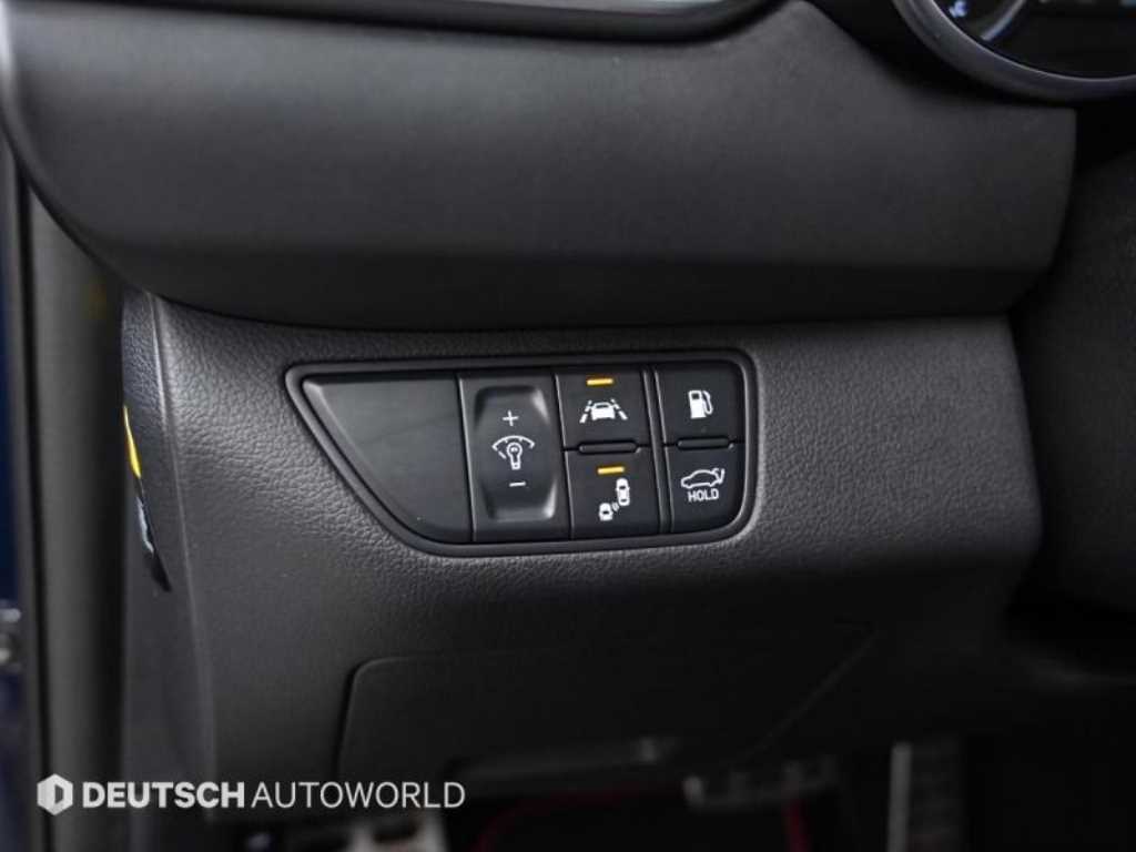 제네시스 G70 2.0T AWD 스포츠 패키지 - 이미지 6