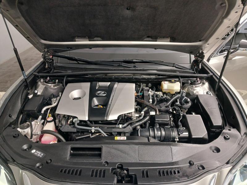 렉서스 ES(7세대) 300h 럭셔리 - 이미지 14