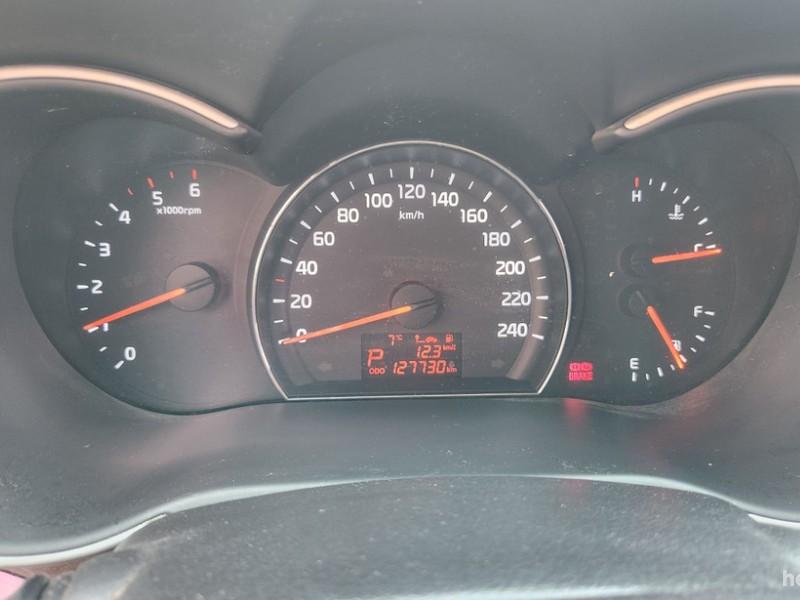 기아 뉴쏘렌토 R R2.0 2WD TLX - 이미지 9