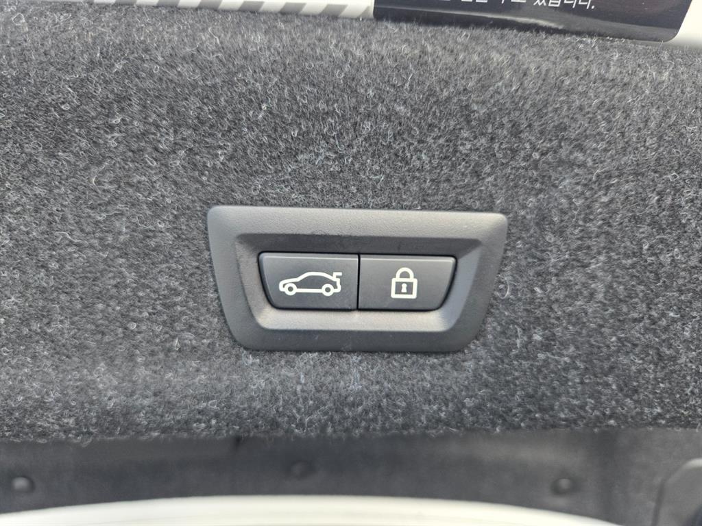 BMW 3시리즈(7세대) 320d M 스포츠팩 - 이미지 7