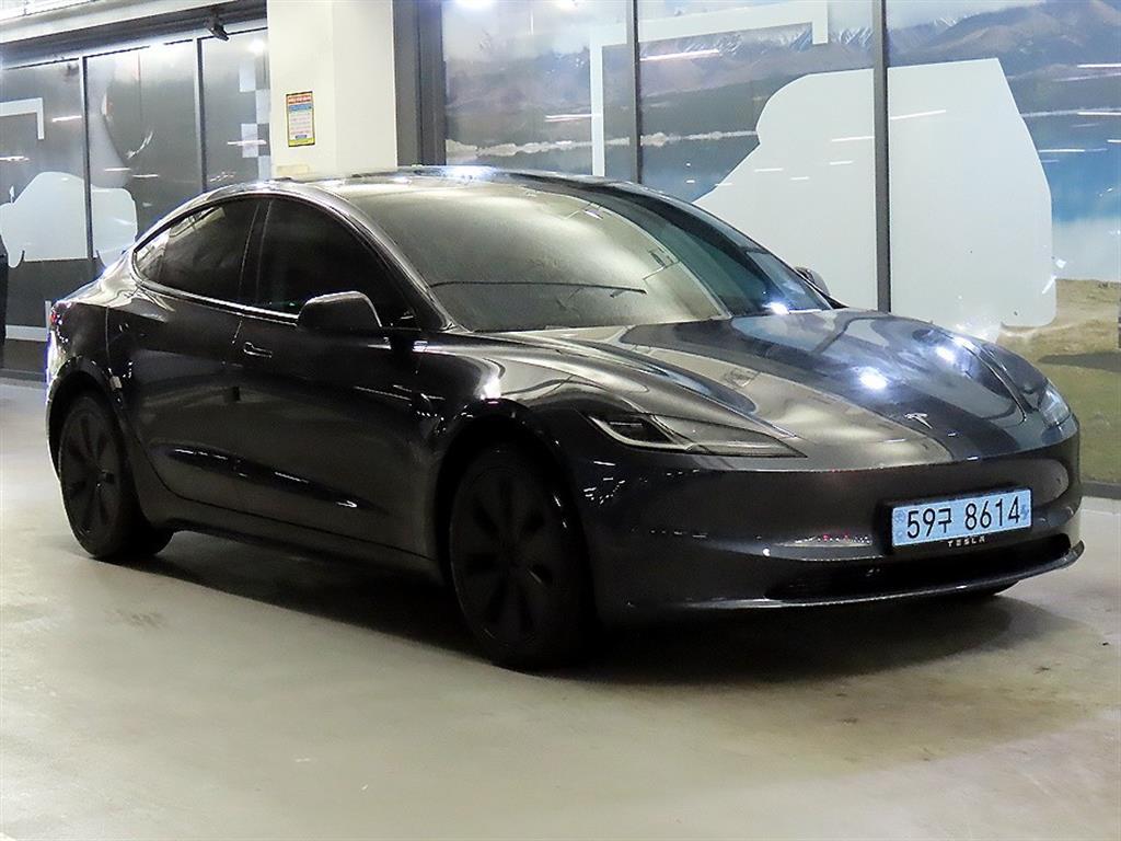 테슬라 모델 3 AWD 롱 레인지 - 이미지 13