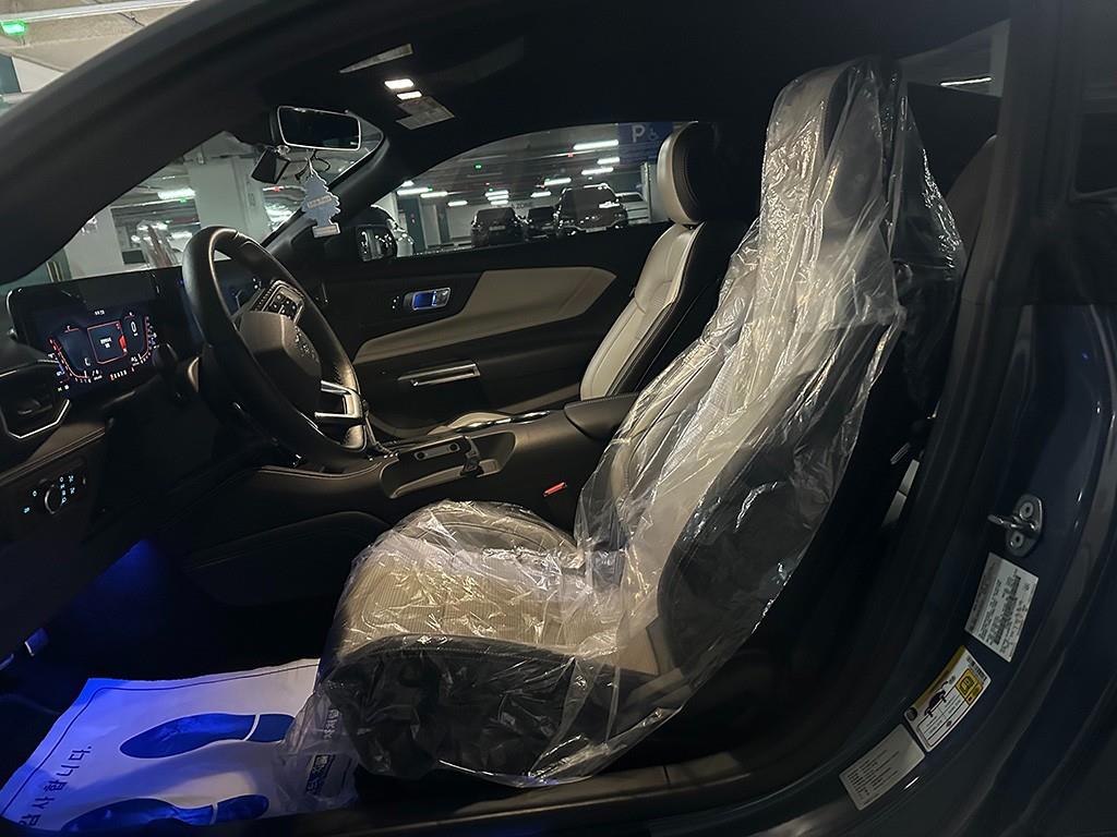 포드 머스탱(7세대) 쿠페 5.0 GT 프리미엄 - 이미지 3