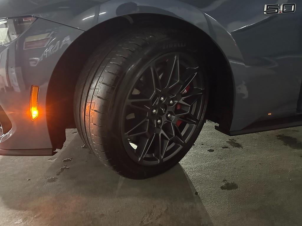 포드 머스탱(7세대) 쿠페 5.0 GT 프리미엄 - 이미지 2