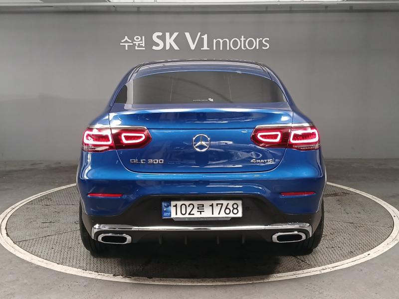 벤츠 GLC클래스 GLC 300 4매틱 쿠페 - 이미지 9