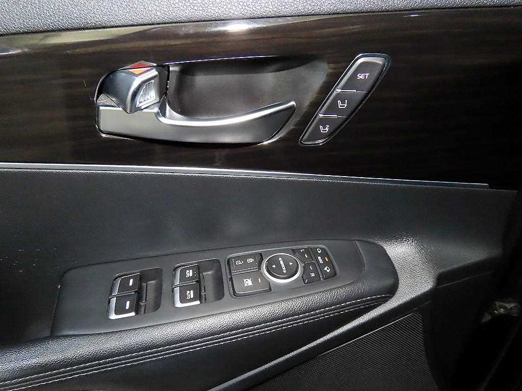 기아 더 뉴쏘렌토 디젤 R2.2 4WD 노블레스 스페셜 - 이미지 13