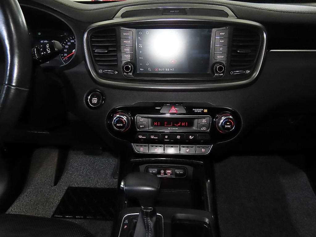 기아 더 뉴쏘렌토 디젤 R2.2 4WD 노블레스 스페셜 - 이미지 15