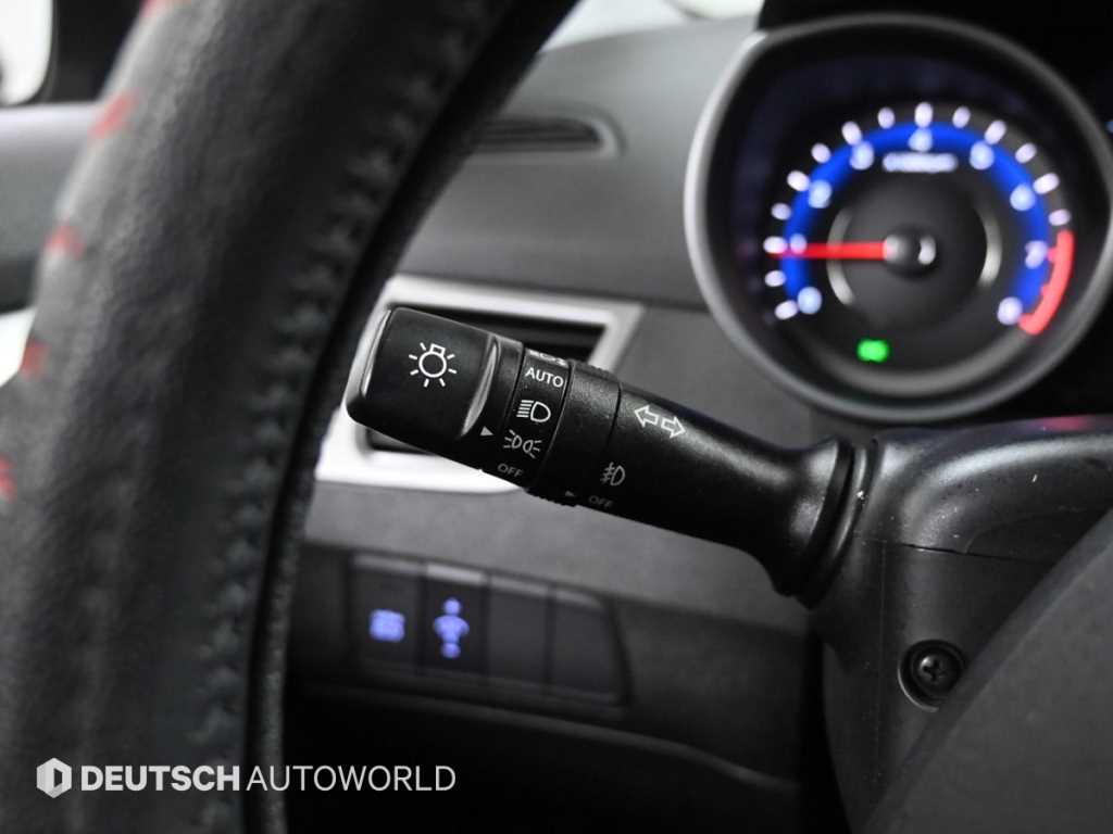 현대 아반떼MD M16 GDi 럭셔리 - 이미지 17