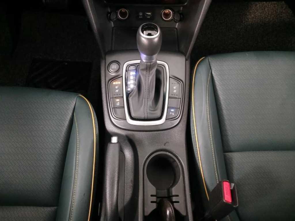 현대 코나 1.6 가솔린 2WD 모던 테크 - 이미지 9