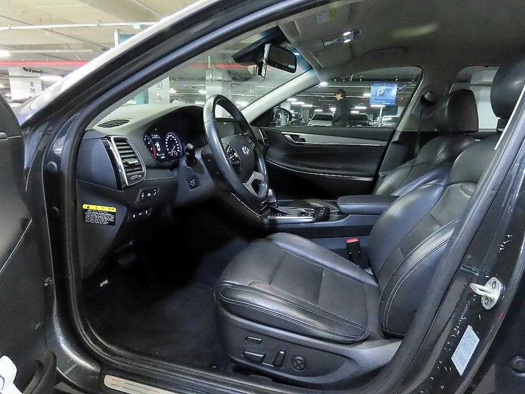 현대 그랜저IG 3.3 GDi 셀리브리티 - 이미지 4