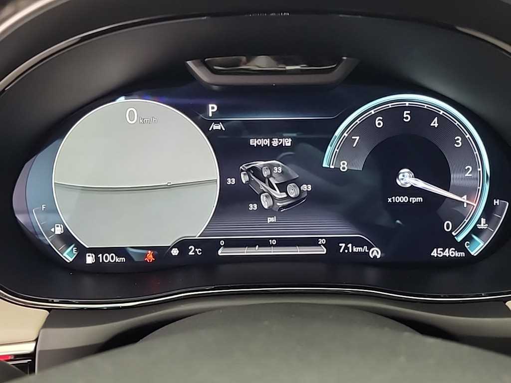 제네시스 GV70 2.5T AWD 기본형 - 이미지 14