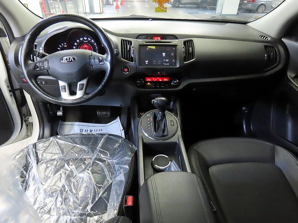 기아 스포티지 R 디젤 R2.0 4WD TLX 최고급형 - 이미지 12