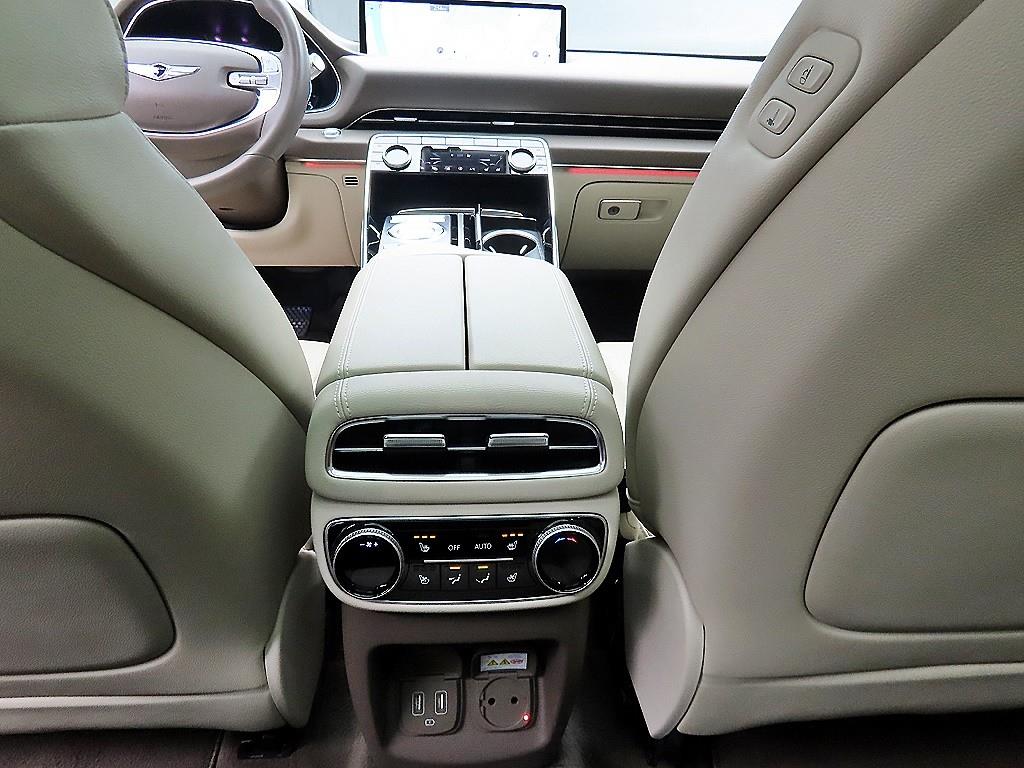 제네시스 GV80 2.5 가솔린 AWD 기본형 - 이미지 15