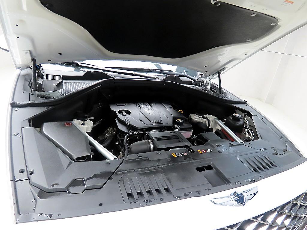 제네시스 GV80 2.5 가솔린 AWD 기본형 - 이미지 18