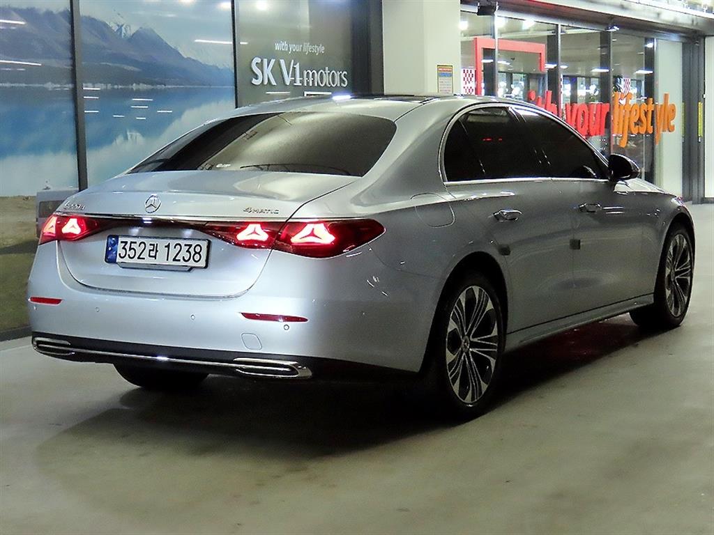 벤츠 E클래스(6세대) E220d 4매틱 익스클루시브 - 이미지 19