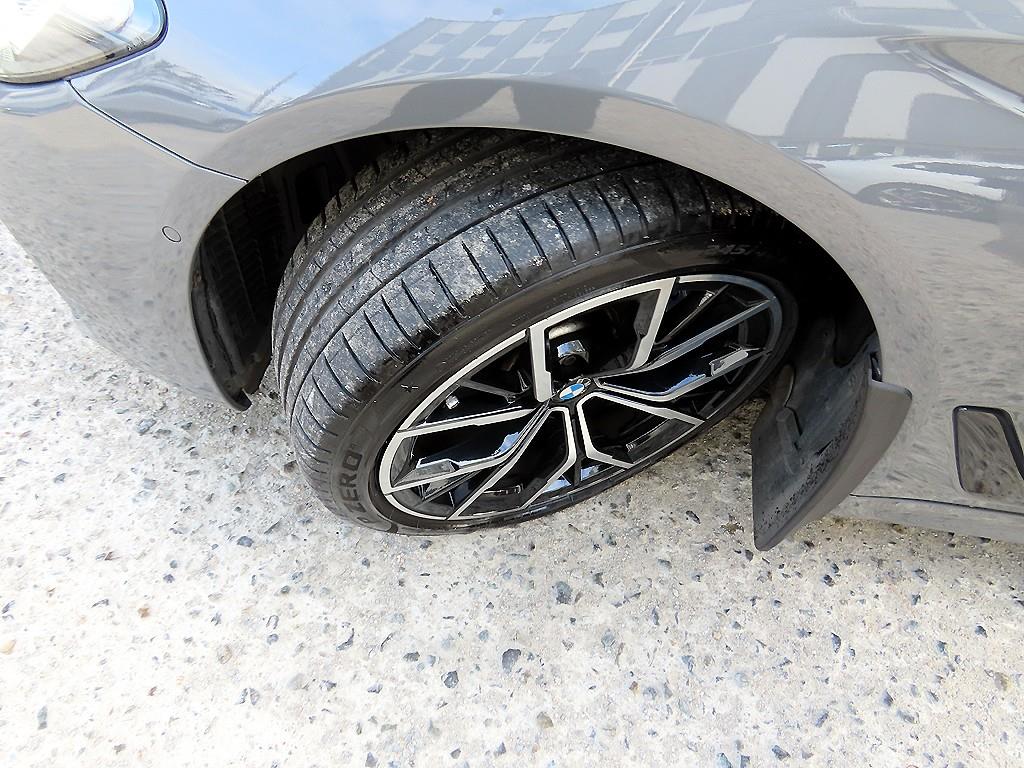 BMW 5시리즈(7세대) 530i M 스포츠팩 - 이미지 15