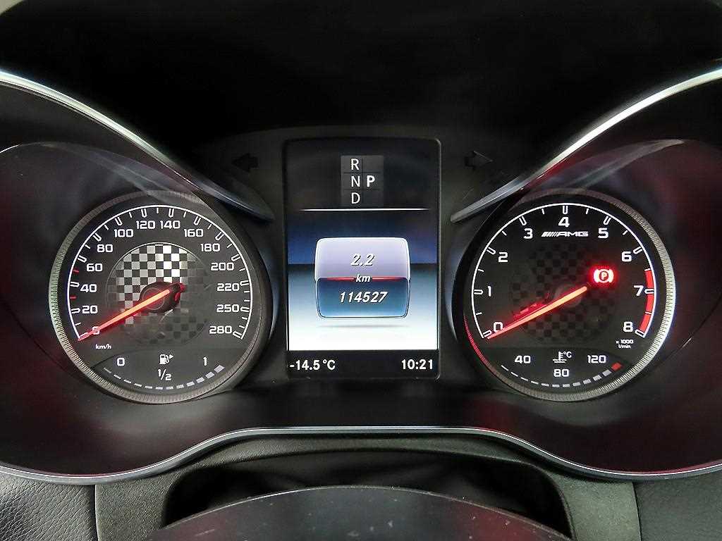 벤츠 GLC클래스 GLC 43 AMG 4매틱 쿠페 - 이미지 18