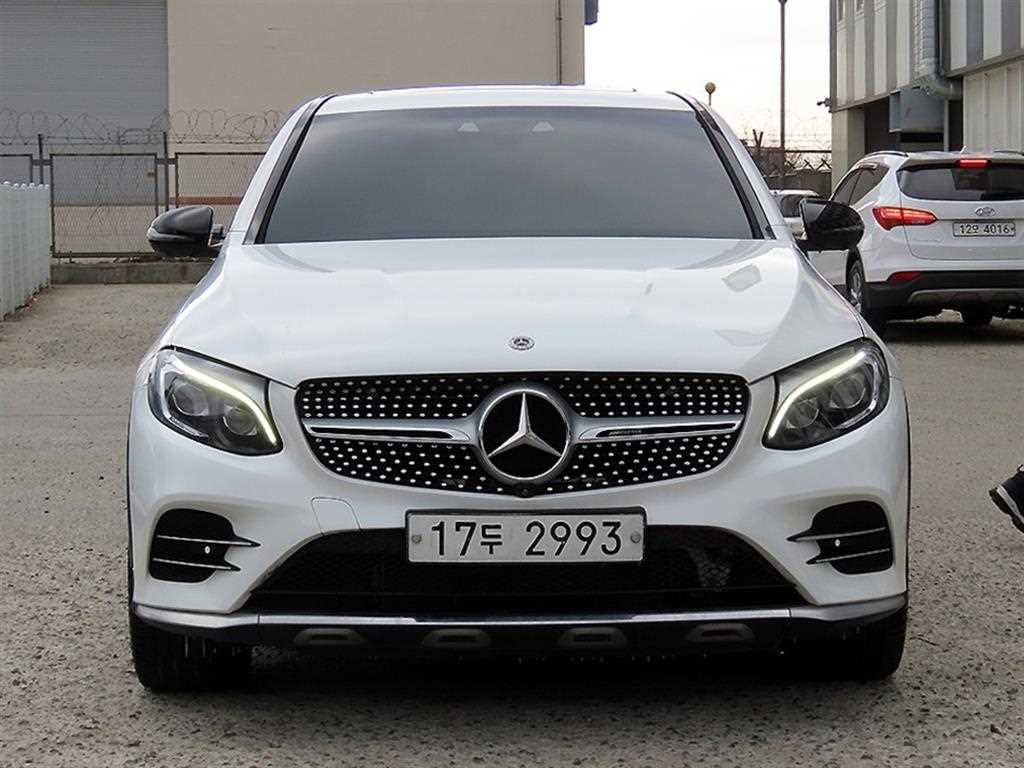 벤츠 GLC클래스 GLC 43 AMG 4매틱 쿠페 - 이미지 15