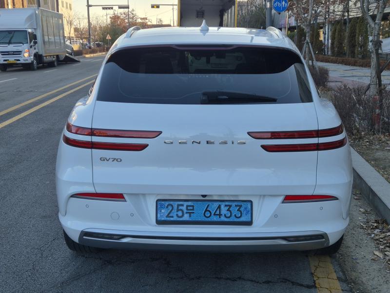 제네시스 eGV70 EV AWD 기본형 - 이미지 14