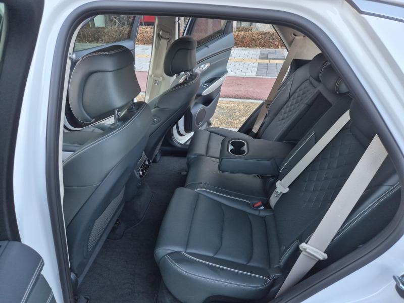 제네시스 eGV70 EV AWD 기본형 - 이미지 8