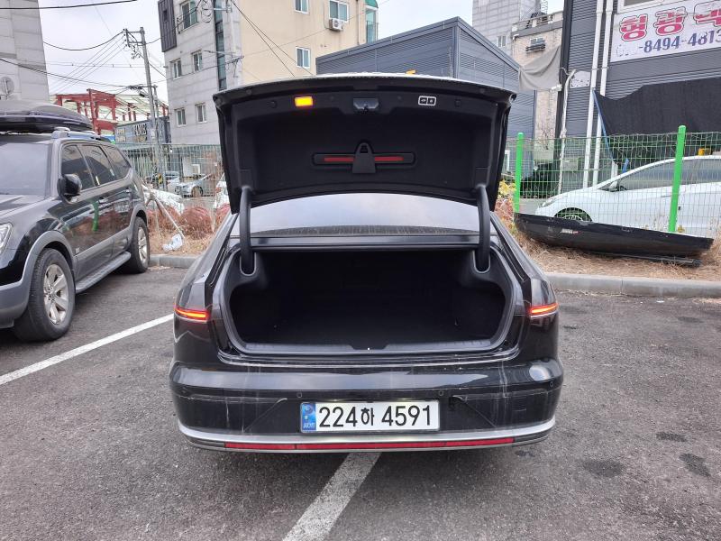 현대 디 올뉴그랜저 하이브리드 1.6 하이브리드 프리미엄 - 이미지 2