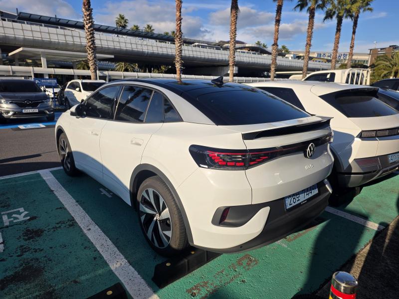 폭스바겐 ID.5 EV 프로 - 이미지 4