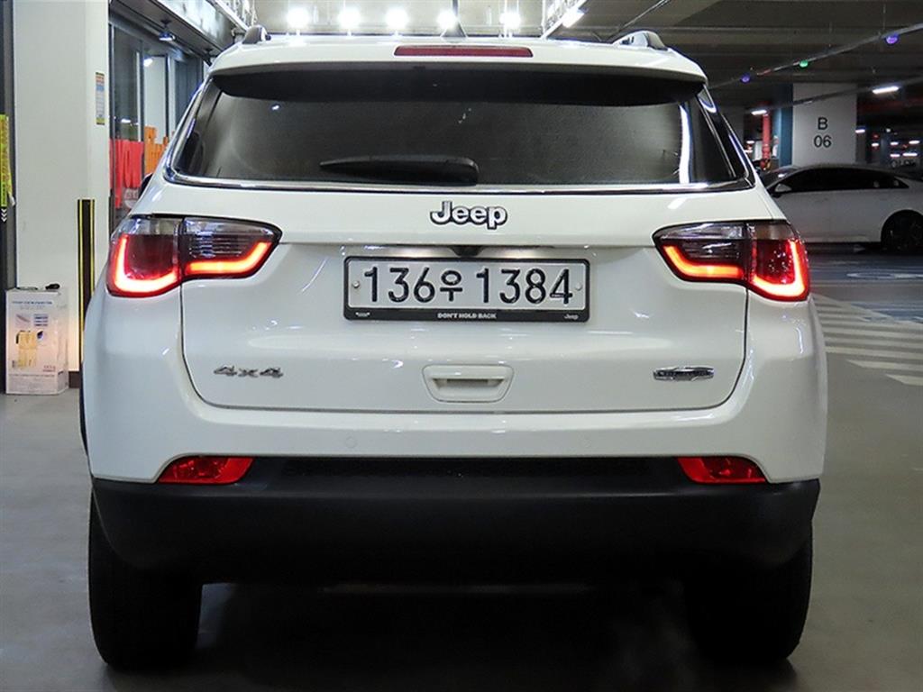 지프 컴패스(MP) 2.4 AWD 론지튜드 - 이미지 5