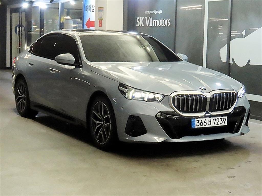 BMW 5시리즈(8세대) 520i M 스포츠 - 이미지 18