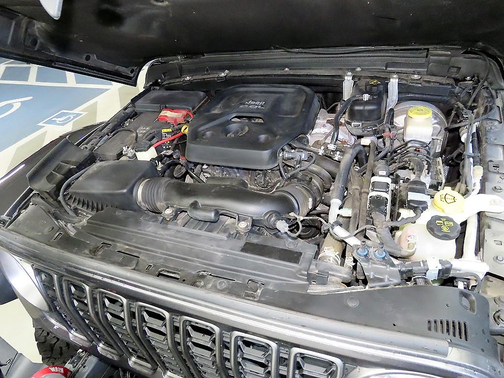 지프 랭글러(JL) 2.0 루비콘 4DR 파워탑 - 이미지 12