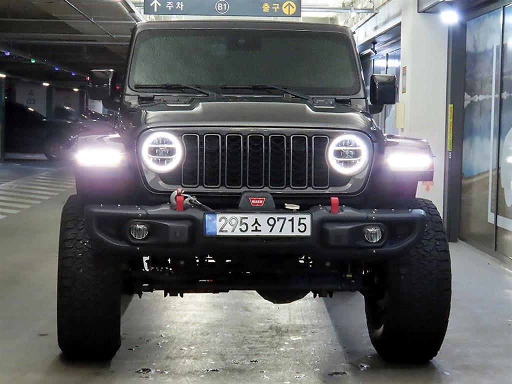 지프 랭글러(JL) 2.0 루비콘 4DR 파워탑 - 이미지 5