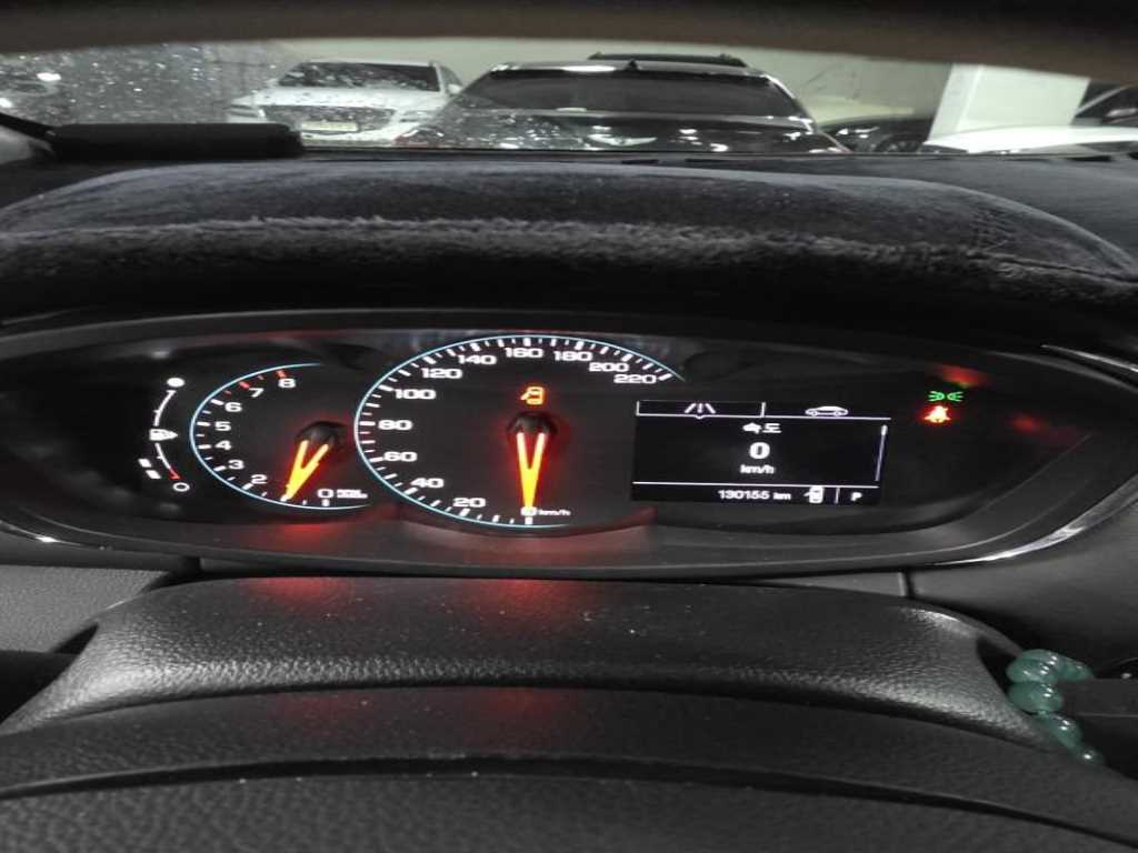 쉐보레 (대우) 더 뉴트랙스 1.4 터보 프리미어 레드라인 - 이미지 2