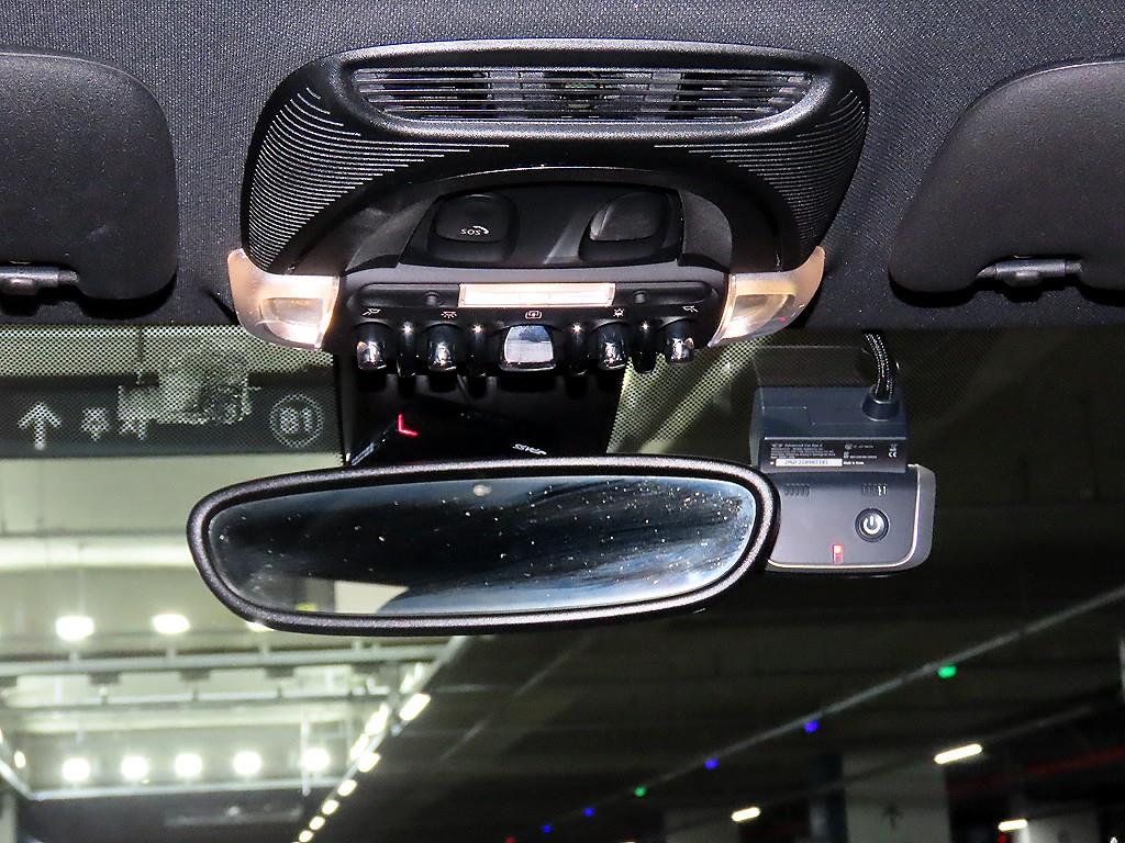 미니 클럽맨(2세대) 2.0 JCW ALL4 - 이미지 3