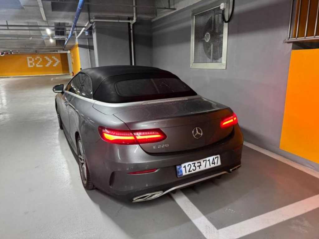 벤츠 E클래스(5세대) 카브리올레 E220d - 이미지 6