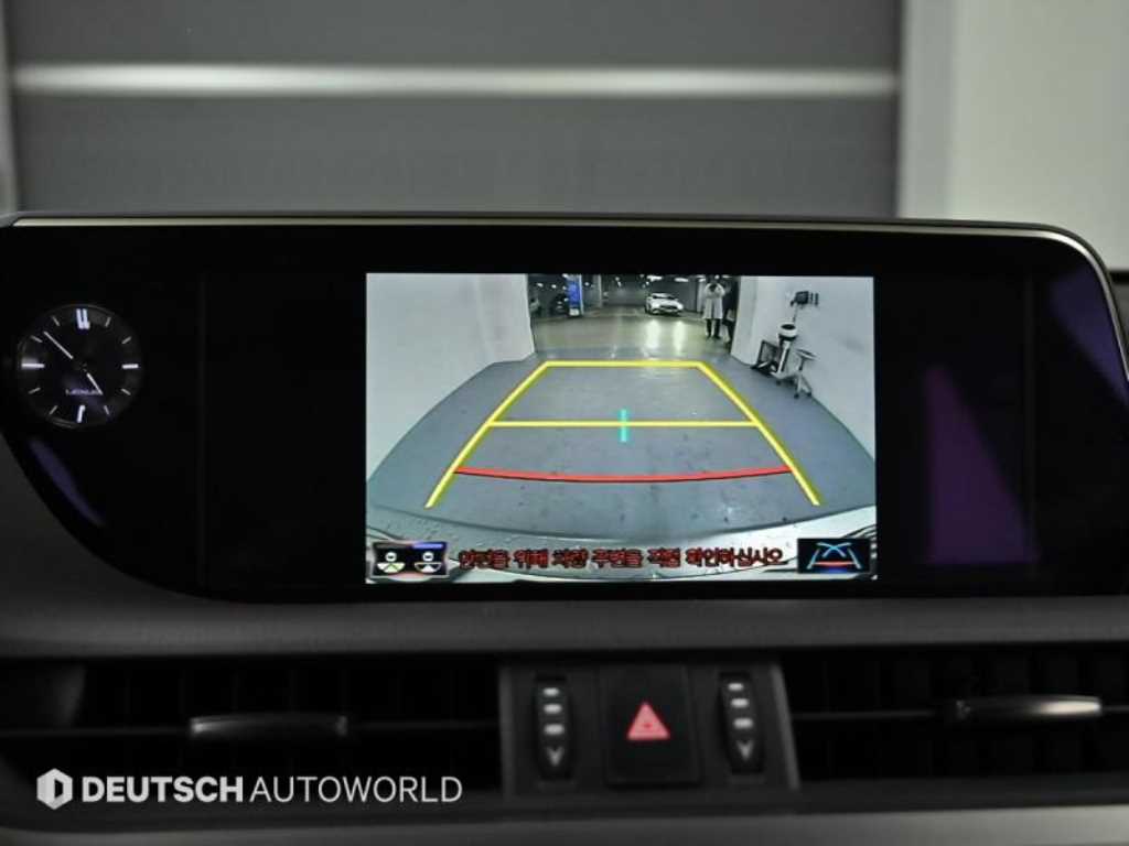 렉서스 ES(7세대) 300h 럭셔리 - 이미지 2