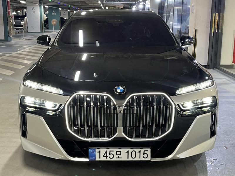 BMW 7시리즈(7세대) 740i xDrive M 스포츠 - 이미지 12