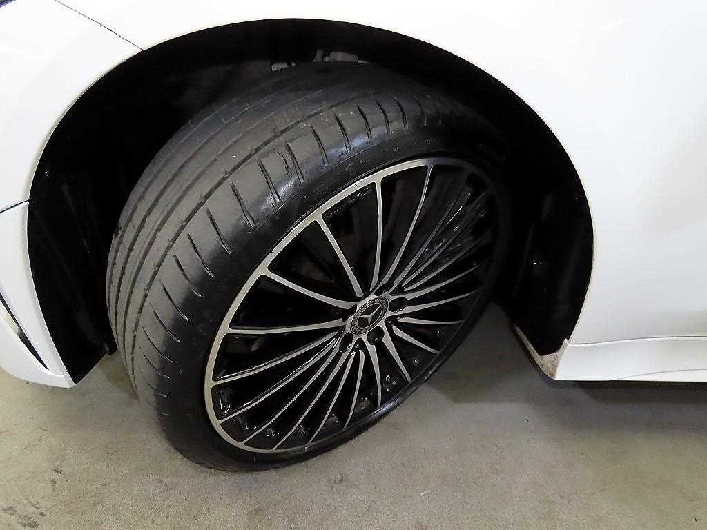 벤츠 CLS클래스(3세대) CLS 450 4매틱 - 이미지 14