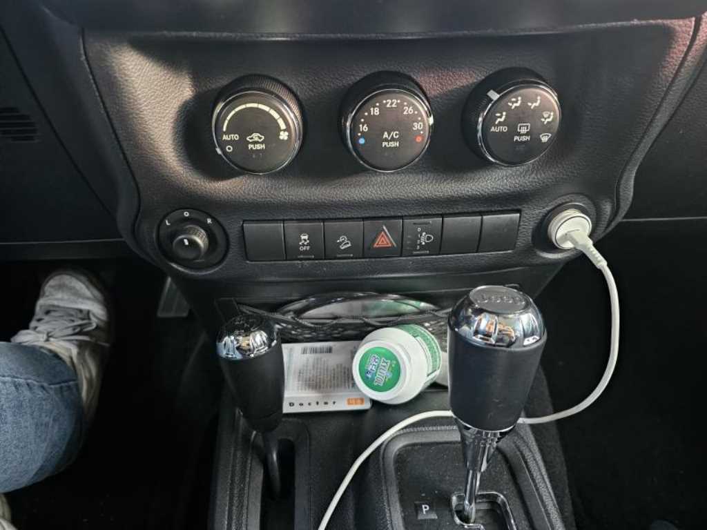 지프 랭글러(JK) 3.6 루비콘 2도어 - 이미지 13