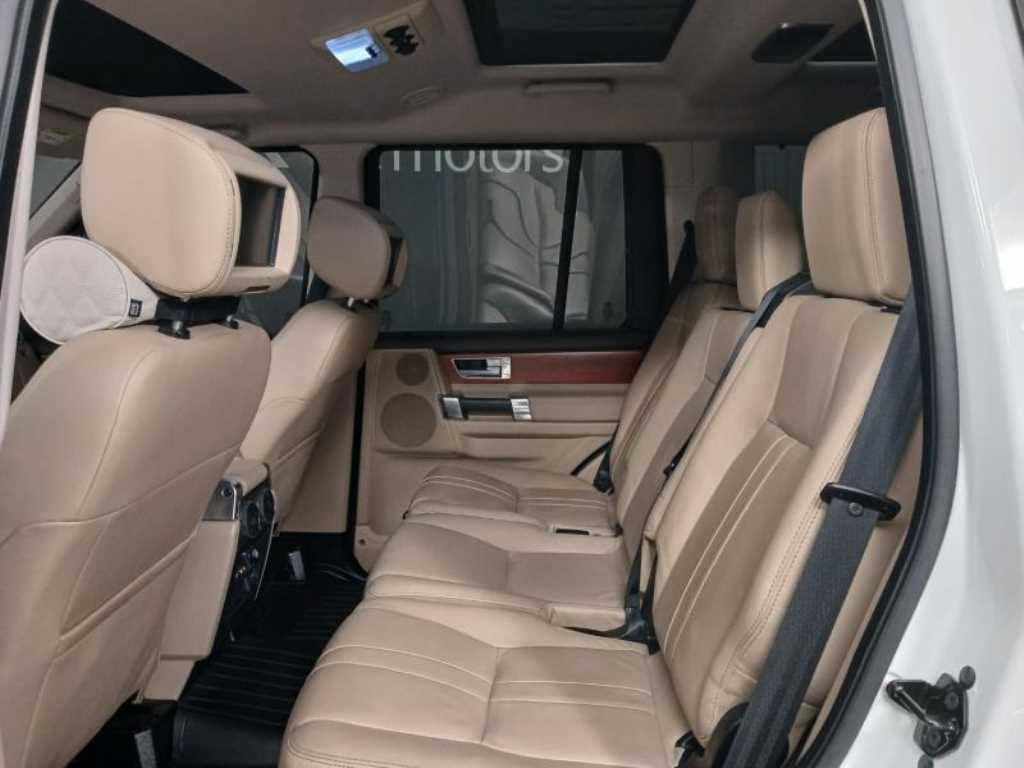 랜드로버 디스커버리4 3.0 SDV6 HSE - 이미지 19