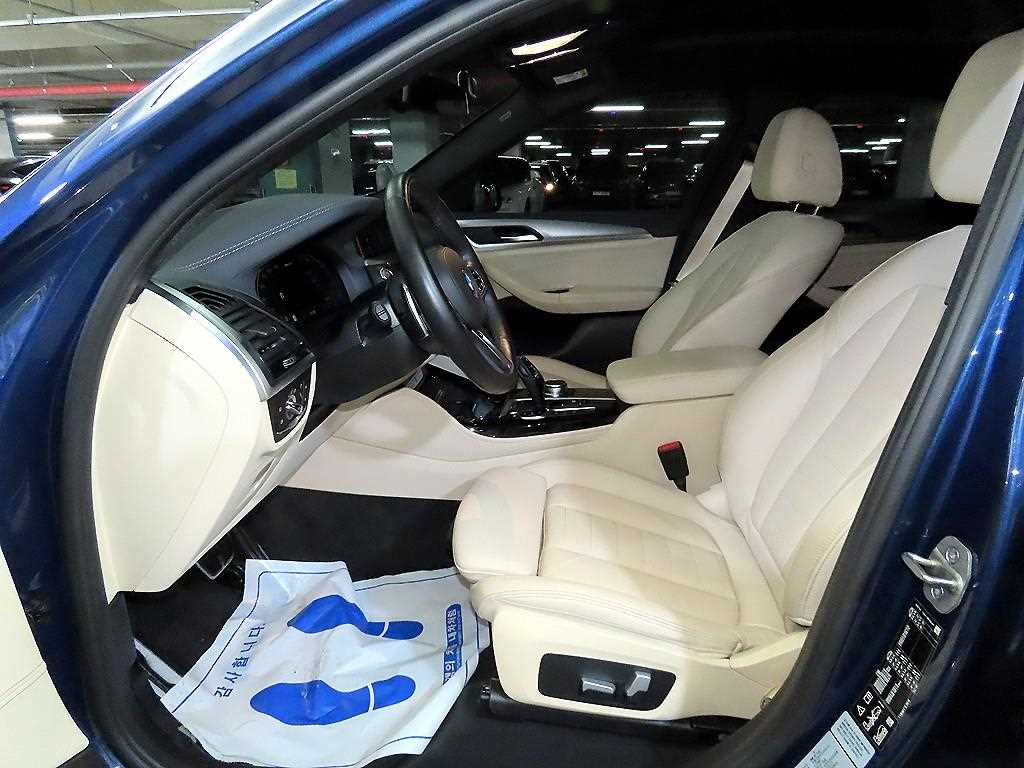 BMW X4(2세대) M40i xDrive 온라인 익스클루시브 - 이미지 12