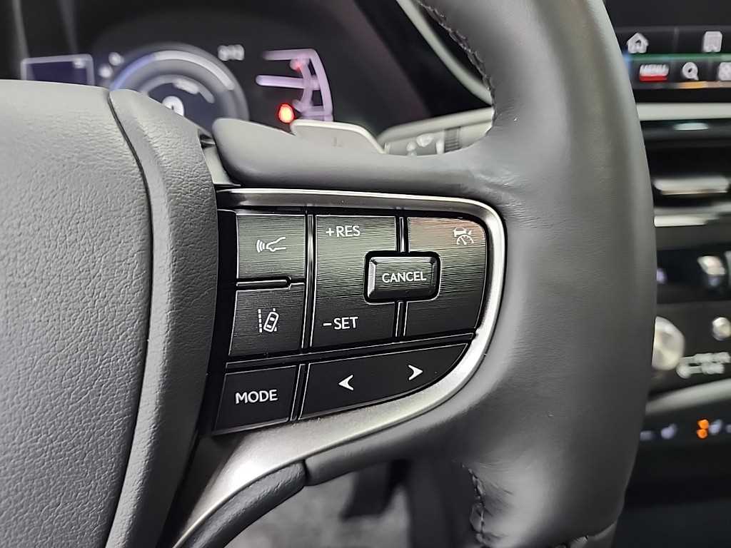 렉서스 ES(7세대) 300h 이그제큐티브 - 이미지 12