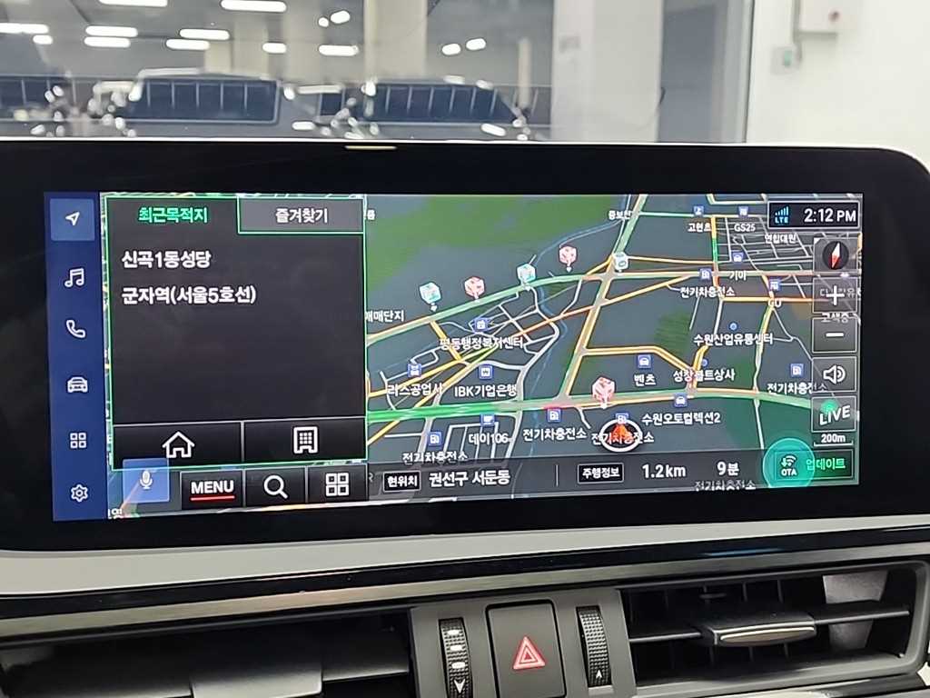 렉서스 ES(7세대) 300h 이그제큐티브 - 이미지 3